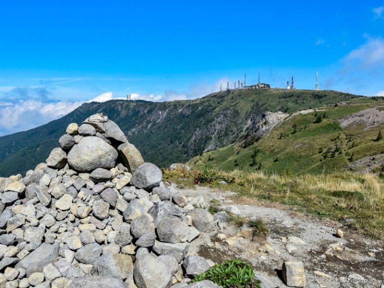 3 Days Utsukushigahara Ridge Trail Adventure